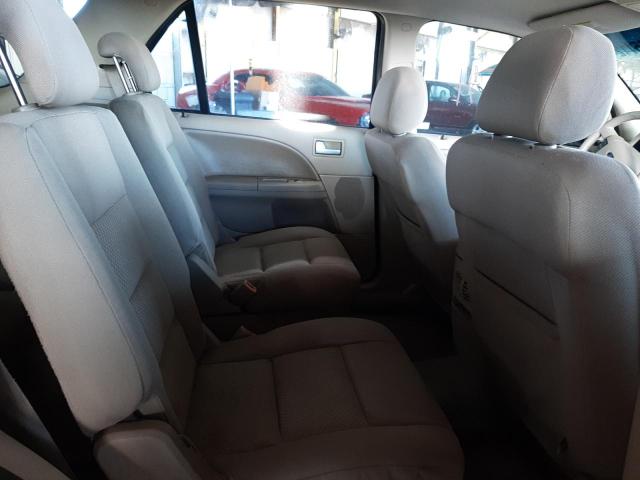 Photo 6 from auction – 2005 FORD FREESTYLE with VIN 1FMZK011X5GA28553
