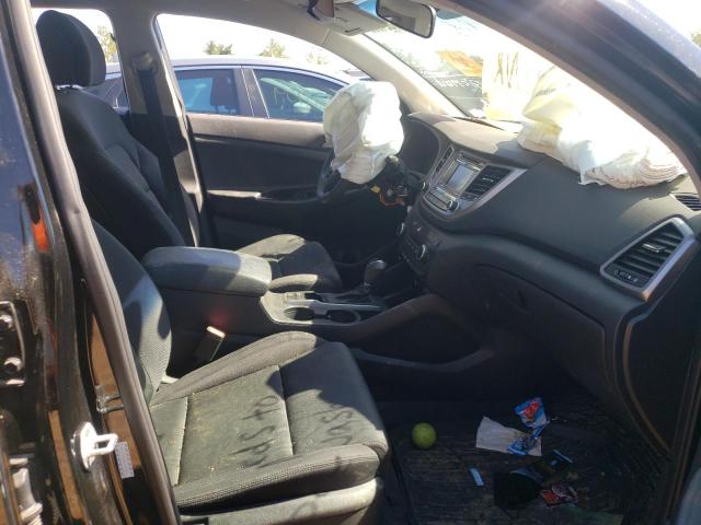 Photo 5 from auction – 2016 HYUNDAI TUCSON SE with VIN KM8J23A48GU169683