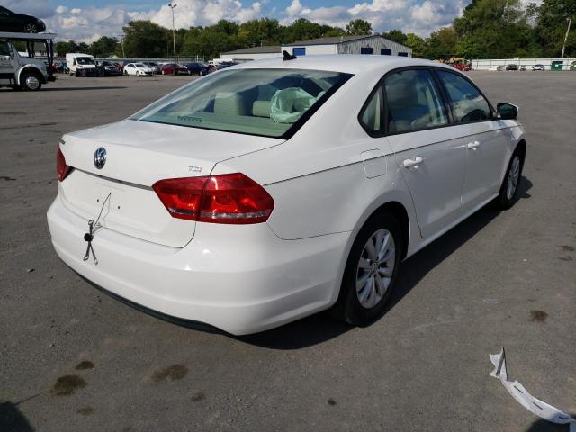 Photo 4 from auction – 2015 VOLKSWAGEN PASSAT S with VIN 1VWAT7A34FC012234