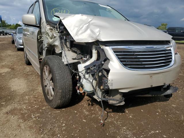 Photo 9 from auction – 2015 CHRYSLER TOWN & COU with VIN 2C4RC1BG1FR503565