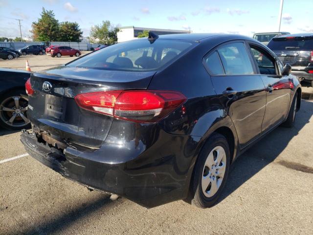 Photo 4 from auction – 2017 KIA FORTE LX with VIN 3KPFK4A77HE092623