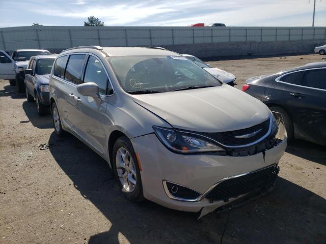 CHRYSLER PACIFICA T 2017 with VIN 2C4RC1BGXHR584973 - Photo from auction