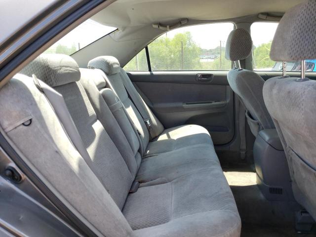 Photo 6 from auction – 2004 TOYOTA CAMRY LE with VIN 4T1BE32K84U818550