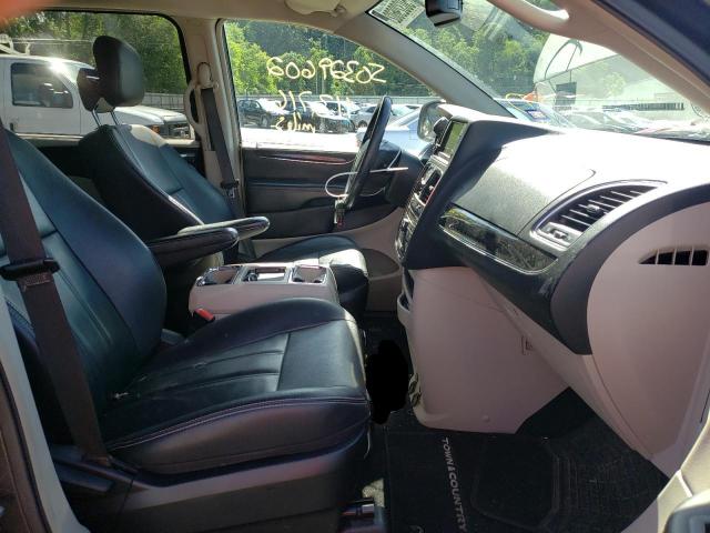 Photo 5 from auction – 2015 CHRYSLER TOWN & COU with VIN 2C4RC1BG7FR698104