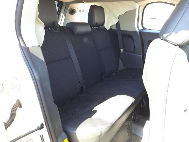 Photo 6 from auction – 2013 TOYOTA FJ CRUISER with VIN JTEBU4BF0DK156745