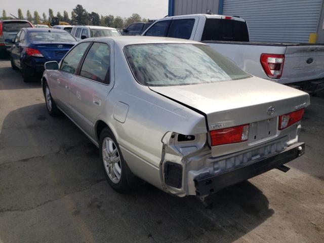 Photo 3 from auction – 2000 TOYOTA CAMRY LE with VIN JT2BF28K5Y0277207