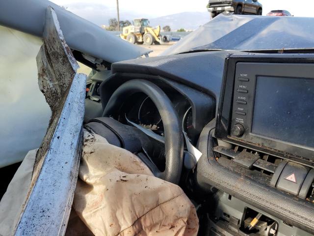 Photo 8 from auction – 2019 TOYOTA RAV4 XLE with VIN JTMW1RFVXKD029855