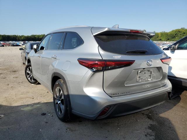 Photo 3 from auction – 2022 TOYOTA HIGHLANDER with VIN 5TDHZRBH7NS588936