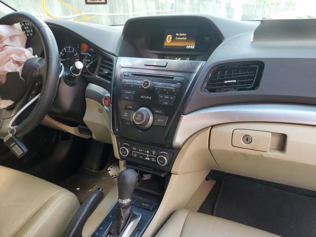 Photo 9 from auction – 2017 ACURA ILX BASE W with VIN 19UDE2F3XHA013698
