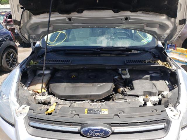 Photo 7 from auction – 2016 FORD ESCAPE SE with VIN 1FMCU9G99GUB78921