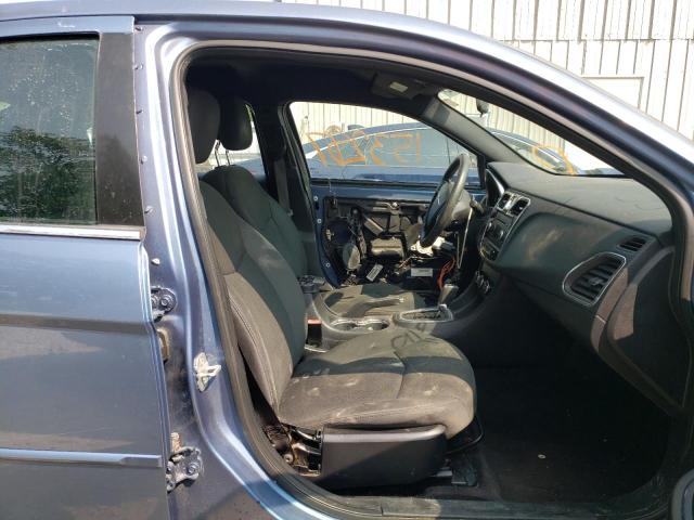 Photo 5 from auction – 2011 CHRYSLER 200 LX with VIN 1C3BC4FBXBN557931