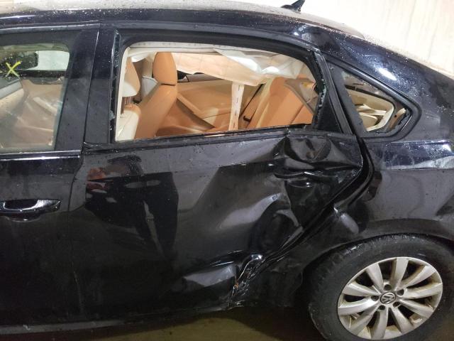Photo 9 from auction – 2014 VOLKSWAGEN PASSAT S with VIN 1VWAP7A32EC006337