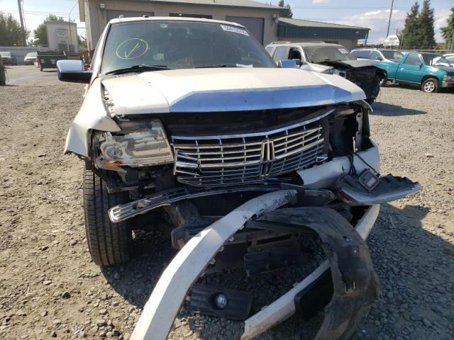 Photo 9 from auction – 2007 LINCOLN NAVIGATOR with VIN 5LMFL28547LJ16008