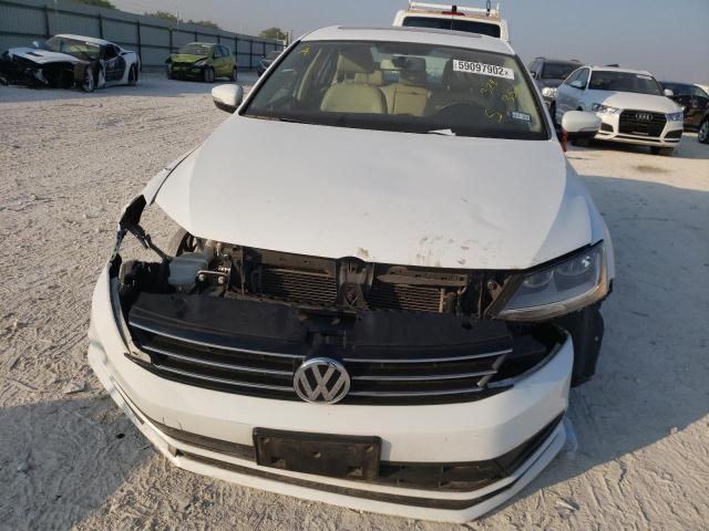 Photo 9 from auction – 2017 VOLKSWAGEN JETTA SE with VIN 3VWDB7AJ0HM328357