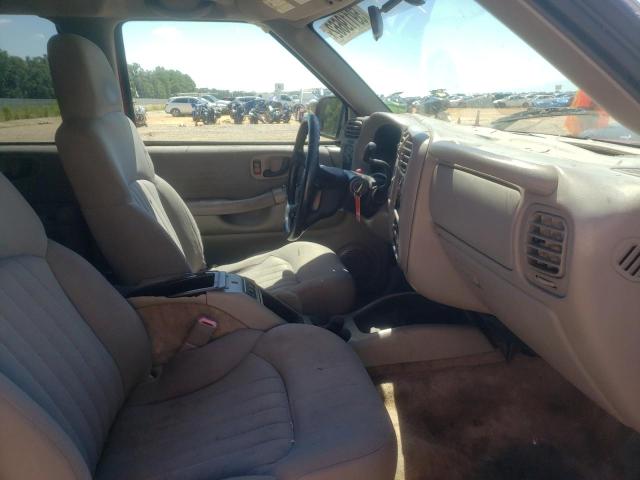 Photo 5 from auction – 2004 CHEVROLET BLAZER with VIN 1GNDT13X74K110536