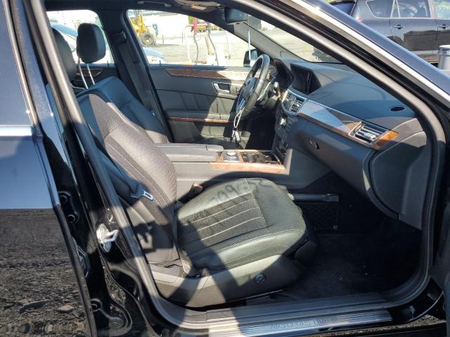 Photo 5 from auction – 2012 MERCEDES-BENZ E 550 4MAT with VIN WDDHF9BBXCA545826