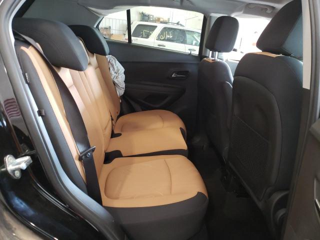 Photo 6 from auction – 2017 CHEVROLET TRAX 1LT with VIN 3GNCJPSB1HL111969