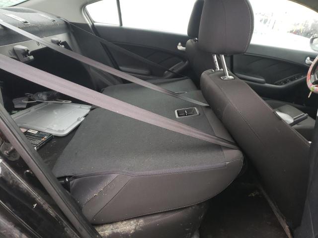 Photo 6 from auction – 2017 KIA FORTE LX with VIN 3KPFK4A74HE062687