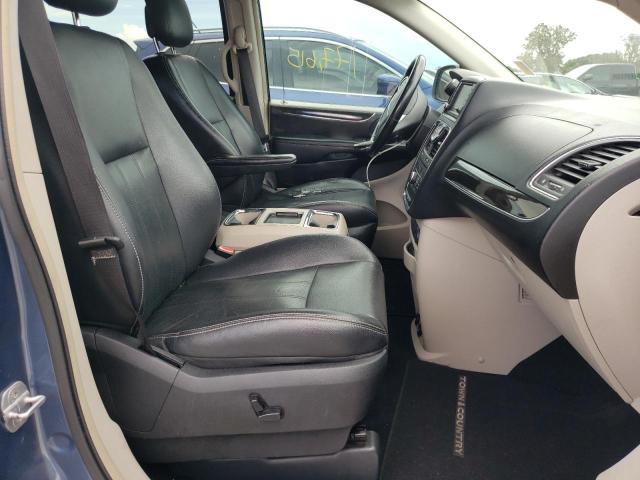 Photo 5 from auction – 2011 CHRYSLER TOWN & COU with VIN 2A4RR8DG4BR747574