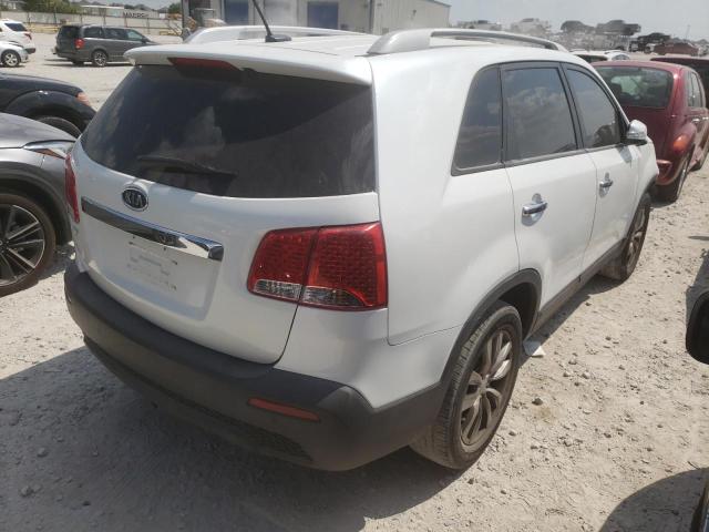 Photo 4 from auction – 2011 KIA SORENTO EX with VIN 5XYKU3A18BG093563