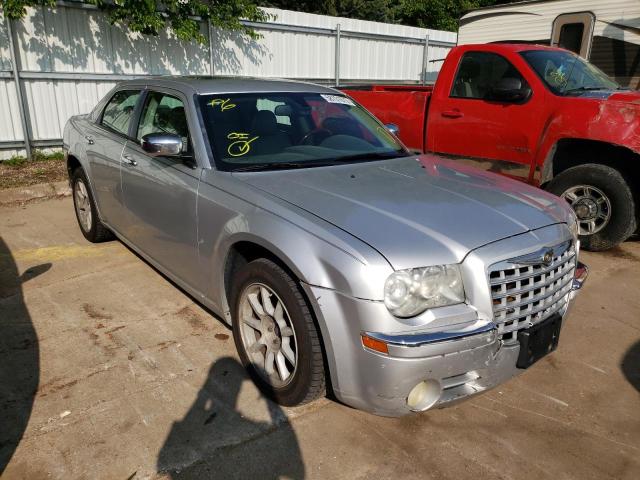 CHRYSLER 300C 2007 with VIN 2C3KA63H07H762068 - Photo from auction
