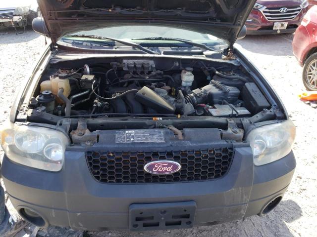 Photo 7 from auction – 2005 FORD ESCAPE XLT with VIN 1FMYU93115KE02374