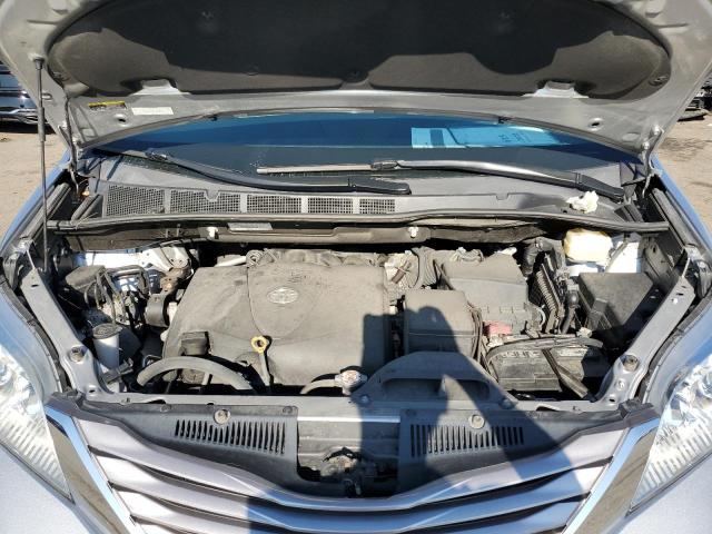 Photo 7 from auction – 2017 TOYOTA SIENNA XLE with VIN 5TDDZ3DC2HS180474