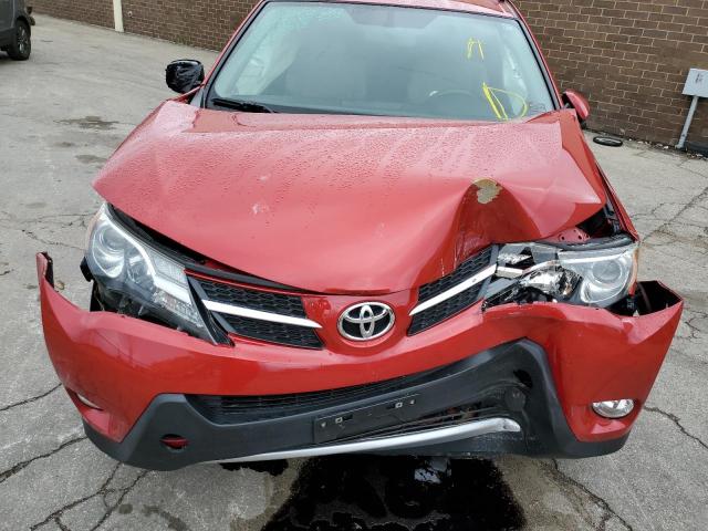 Photo 9 from auction – 2015 TOYOTA RAV4 XLE with VIN JTMRFREV7FJ013636