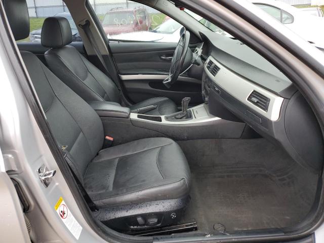 Photo 5 from auction – 2006 BMW 325 I with VIN WBAVB13596KR59923