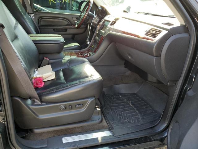 Photo 5 from auction – 2011 CADILLAC ESCALADE E with VIN 1GYS4JEF1BR136923