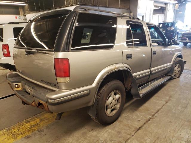Photo 4 from auction – 1998 CHEVROLET BLAZER with VIN 1GNDT13W4W2293243