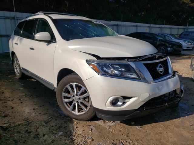 NISSAN PATHFINDER 2016 with VIN 5N1AR2MNXGC613873 - Photo from auction