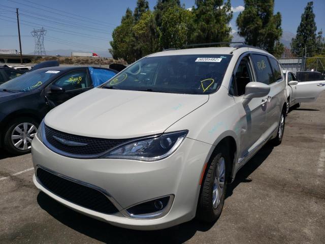 Photo 2 from auction – 2017 CHRYSLER PACIFICA T with VIN 2C4RC1BG8HR590819