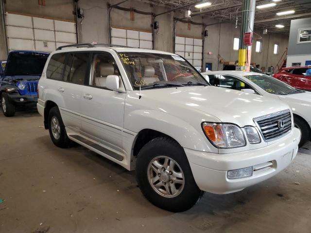 LEXUS LX 470 2001 with VIN JTJHT00W413505888 - Photo from auction