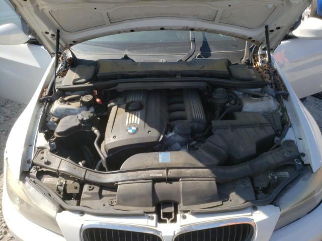 Photo 7 from auction – 2011 BMW 328 I with VIN WBAPH7C52BE131053