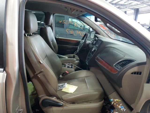 Photo 5 from auction – 2013 CHRYSLER TOWN & COU with VIN 2C4RC1BG0DR509984