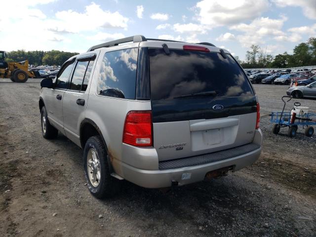 Photo 3 from auction – 2005 FORD EXPLORER X with VIN 1FMZU73E75UA37859