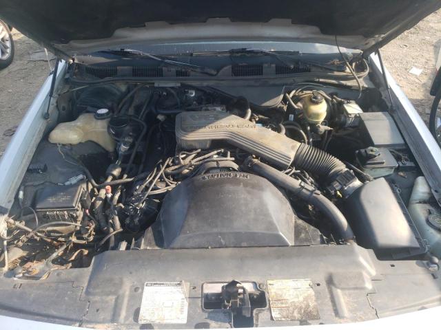 Photo 7 from auction – 1994 FORD CROWN VICT with VIN 2FALP74W7RX126747