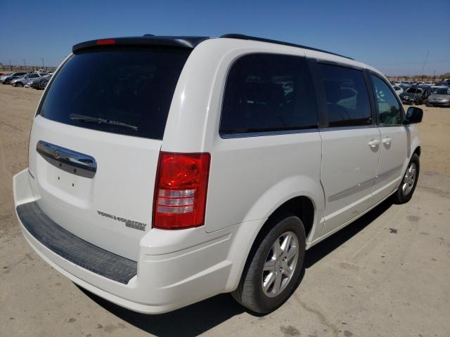 Photo 4 from auction – 2010 CHRYSLER TOWN & COU with VIN 2A4RR5D12AR308544