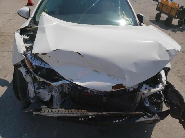 Photo 7 from auction – 2014 TOYOTA COROLLA L with VIN 5YFBURHEXEP130785