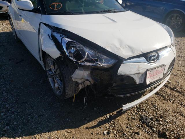 Photo 9 from auction – 2017 HYUNDAI VELOSTER with VIN KMHTC6AD9HU320099