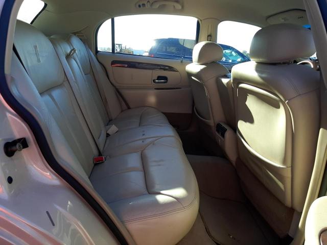 Photo 6 from auction – 2002 LINCOLN TOWN CAR C with VIN 1LNHM83W62Y622933