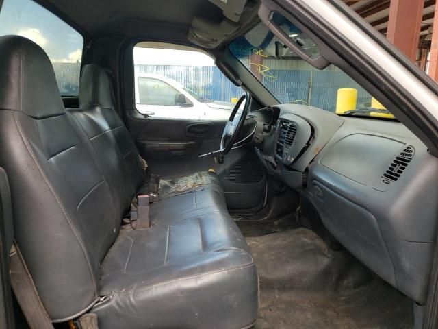 Photo 5 from auction – 2002 FORD F150 with VIN 1FTRF17252NB52302