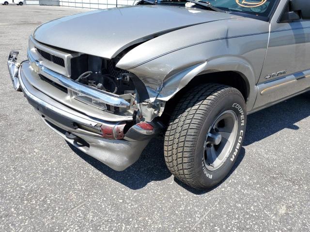 Photo 9 from auction – 2004 CHEVROLET BLAZER with VIN 1GNDT13X34K150936