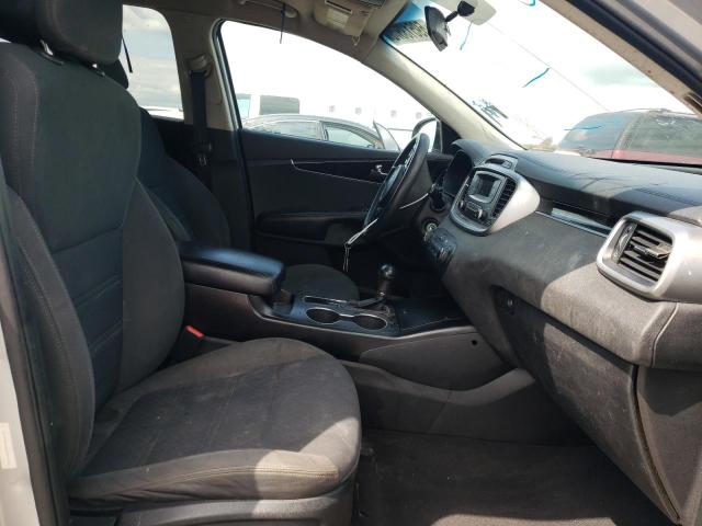 Photo 5 from auction – 2016 KIA SORENTO LX with VIN 5XYPG4A35GG081902