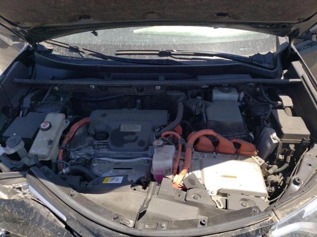 Photo 7 from auction – 2017 TOYOTA RAV4 HV LI with VIN JTMDJREV4HD095948