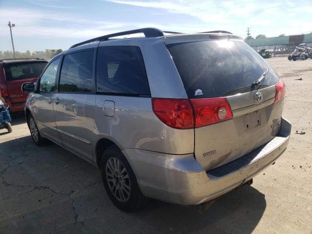 Photo 3 from auction – 2010 TOYOTA SIENNA with VIN 5TDDK4CC0AS033779