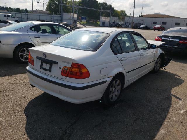 Photo 4 from auction – 2005 BMW 325 I with VIN WBAEV33435KX11272