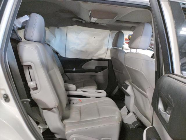 Photo 6 from auction – 2015 TOYOTA HIGHLANDER with VIN 5TDJKRFH8FS203207