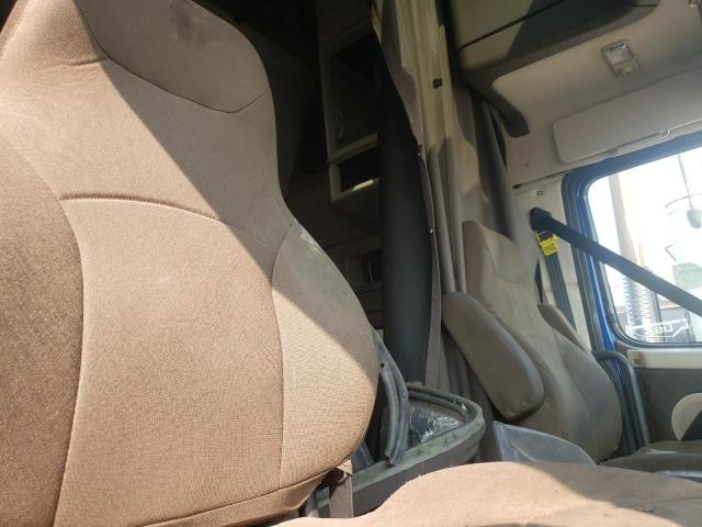 Photo 6 from auction – 2016 VOLVO VN VNL with VIN 4V4NC9EH0GN964633